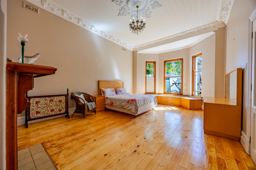 7 Bedroom Property for Sale in Wynberg Western Cape